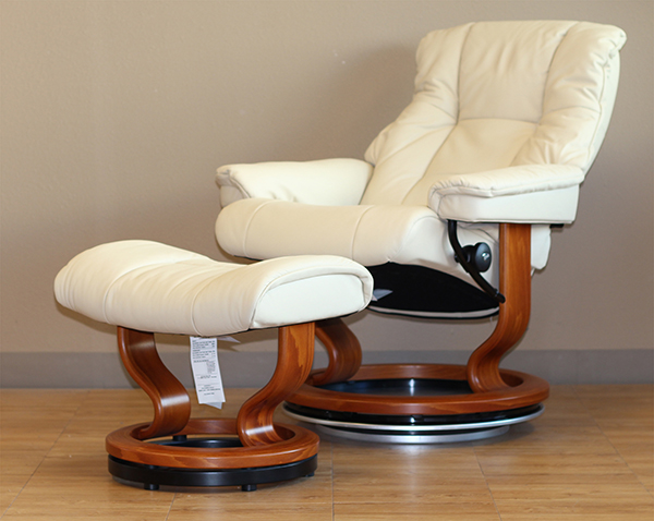 Stressless Mayfair Paloma Kitt Leather Recliner Chair by Ekornes